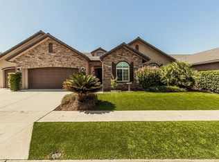 2840 Mesa Ave, Clovis, CA 93611