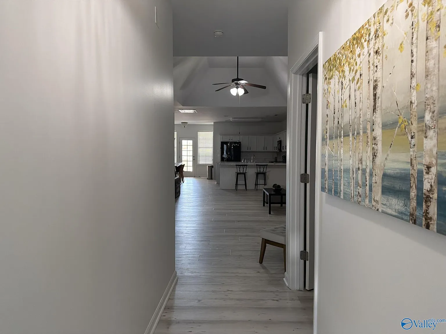 3 bed, 2.5 bath, 1908 sqft, $2,450 — Photo 4