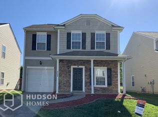 8408 Ainsworth St, Charlotte, NC 28216