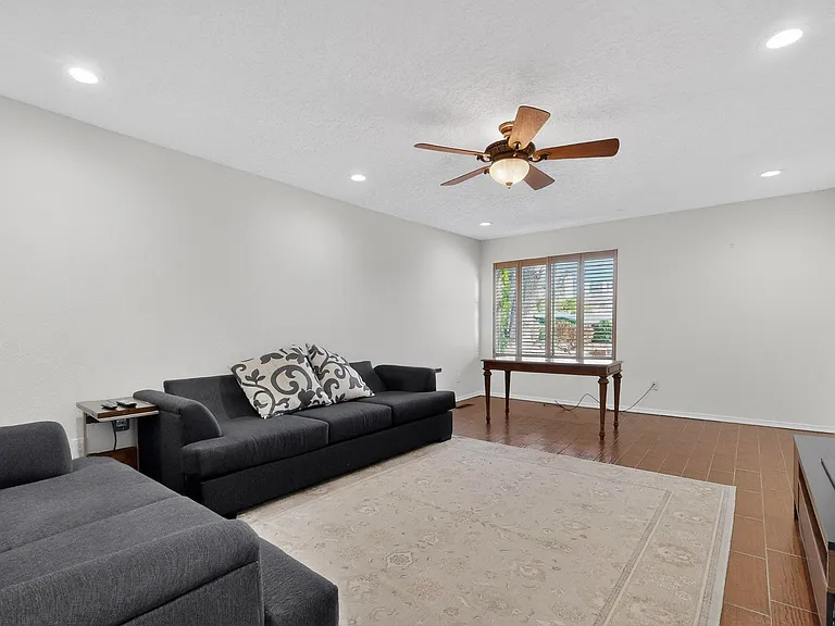 9735 Village Green Dr NE — Photo 5