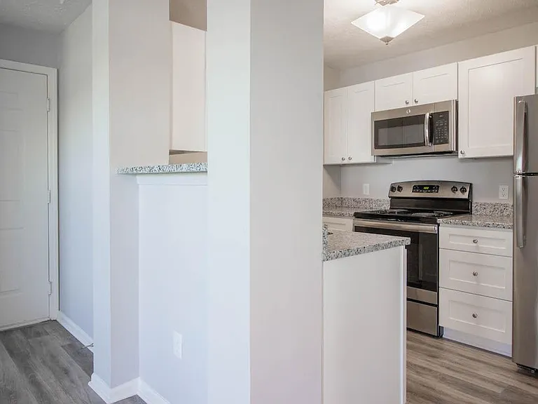 Westwood Pines Apartments — Photo 7
