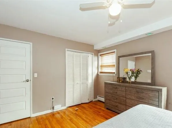 7012 Cottage Avenue image 2 of 14