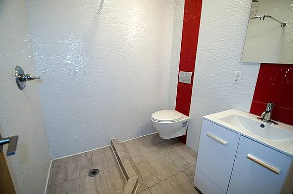 Rented by TheRealEstateCompany.com LLC | media 31