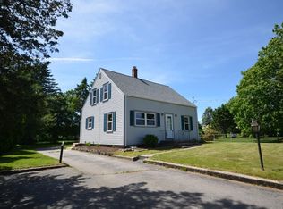 593 Middle Rd, Portsmouth, RI 02871