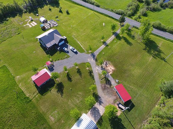 2nd image of 185 Purdy Loop
