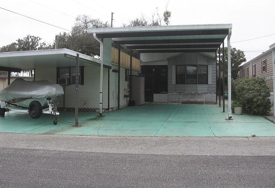 1st image of 11554 Rosamond Dr
