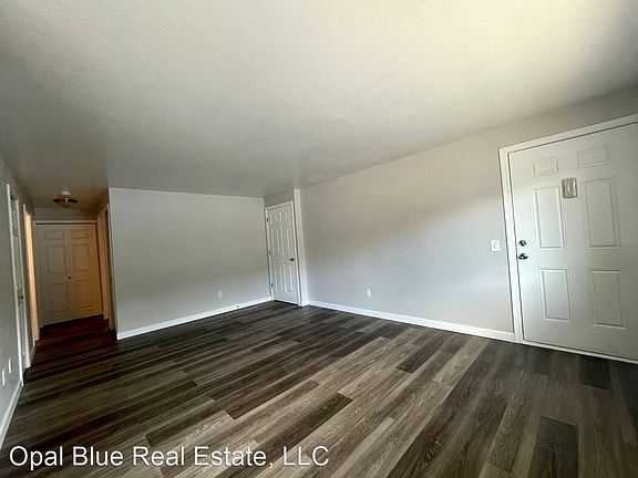 3rd image of 23030 76th Ave W #11188190