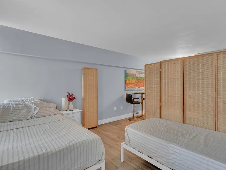1400 Avenida Pennsylvania #15 — Photo 12