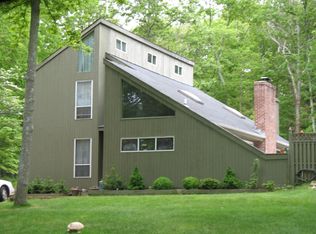 759 Hands Creek Rd, East Hampton, NY 11937