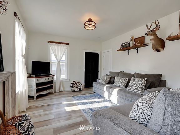 A Cozy space for gatherings.
