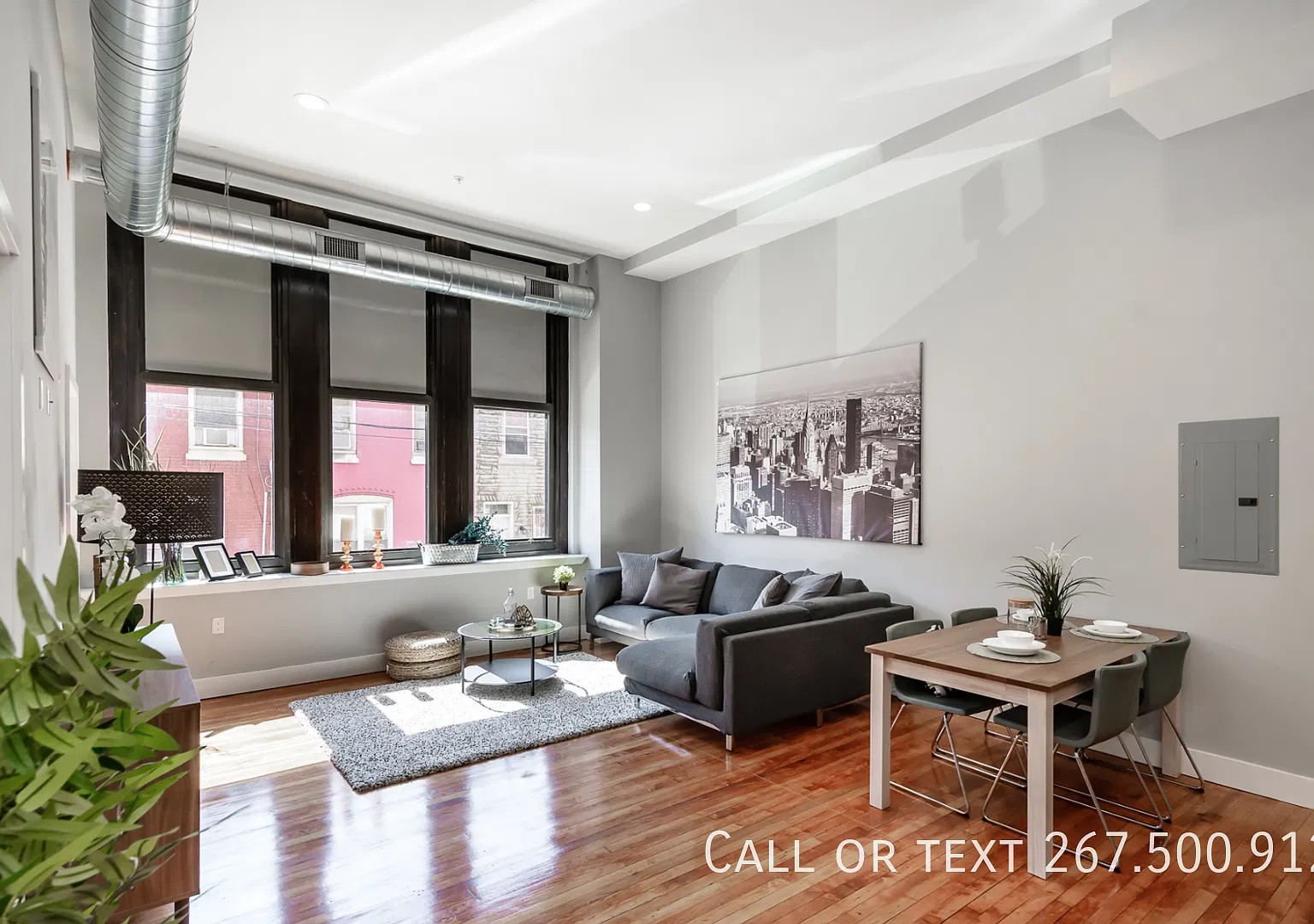 Beautiful historic 1 BR apartment . Roof top, Gym ! Parking available for $125 monthly. — Photo 1