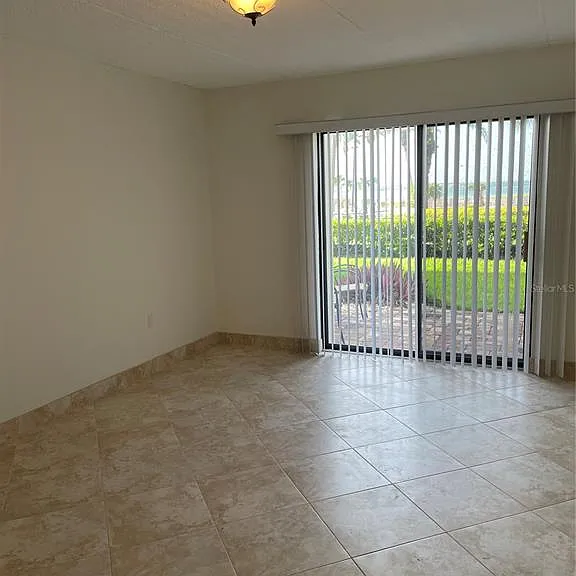 845 S Gulfview Blvd #110 — Photo 7