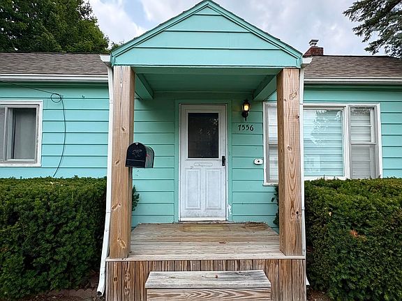 2nd image of 7556 Church St