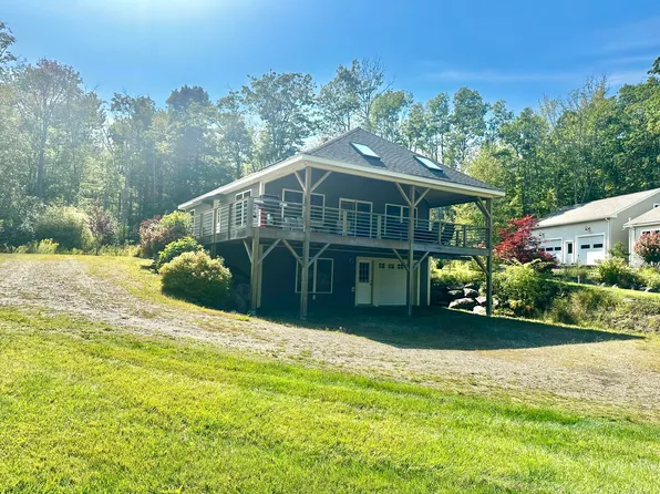 7 Mussel Farm Road, Northport, ME 04849