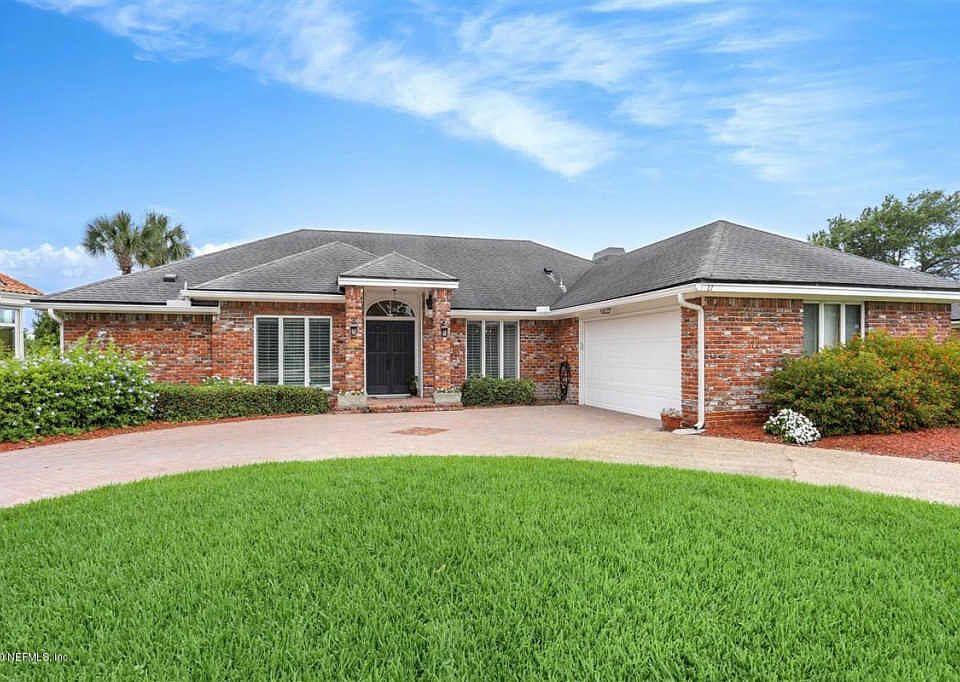 1st image of 27 Poinciana Way
