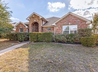 300 Lottie Ln, Saginaw, TX 76179