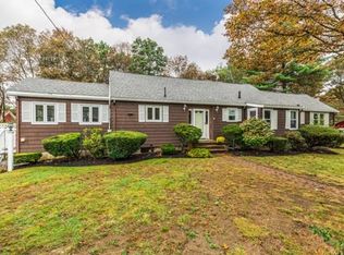 41 Herbert St, Wakefield, MA 01880