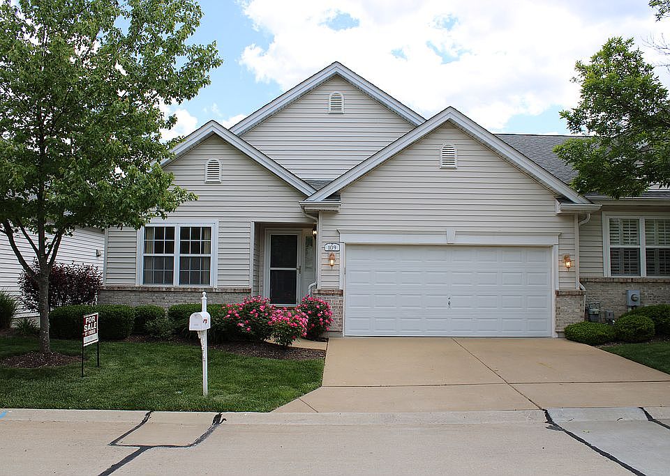 1st image of 109 Worthington Cir #33