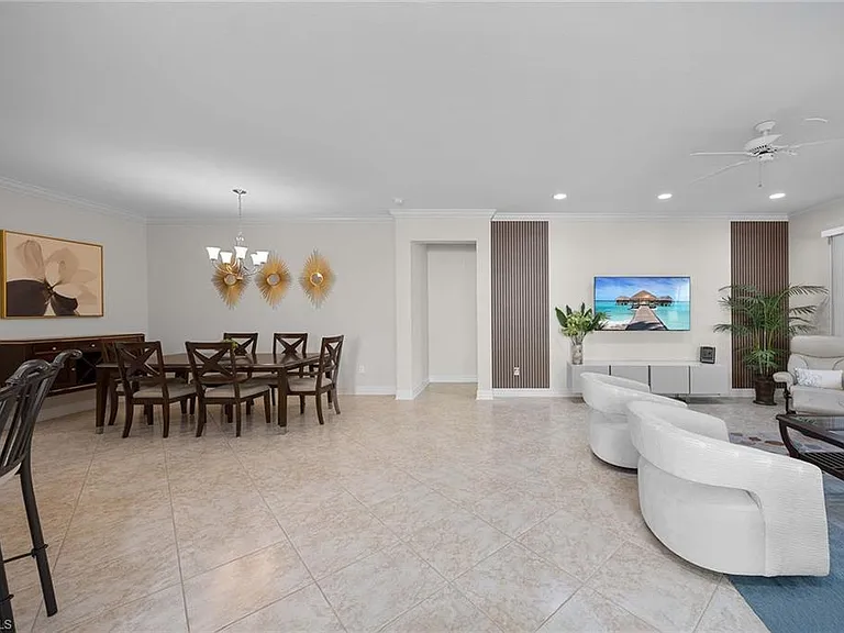 6542 Marbella Dr — Photo 7