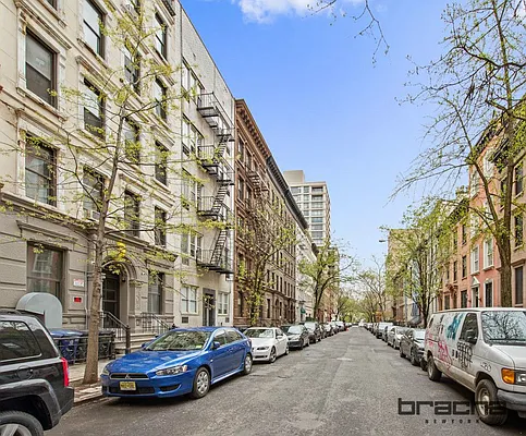 Rented by Keller Williams NYC | media 25