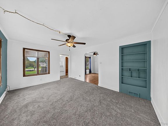 5th image of 4047 N Vassar Rd