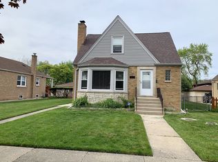 5016 Jarlath Ave, Skokie, IL 60077