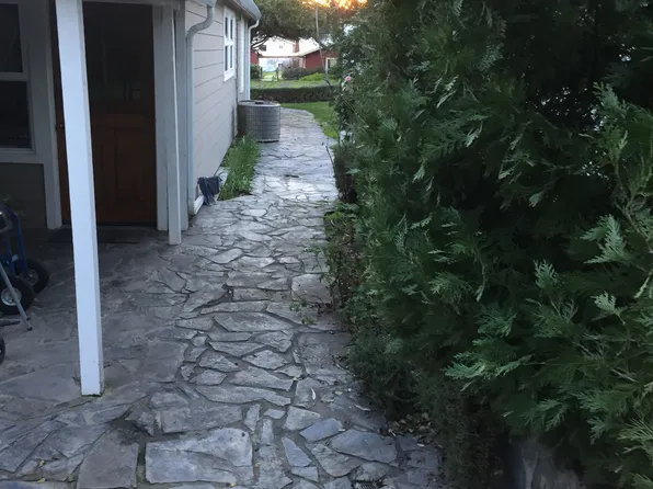 12600 Lynde St, Knights Ferry, CA 95361