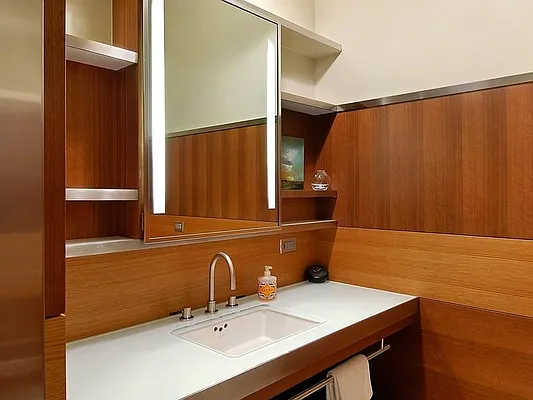 Sold by Sotheby's International Realty | media 13