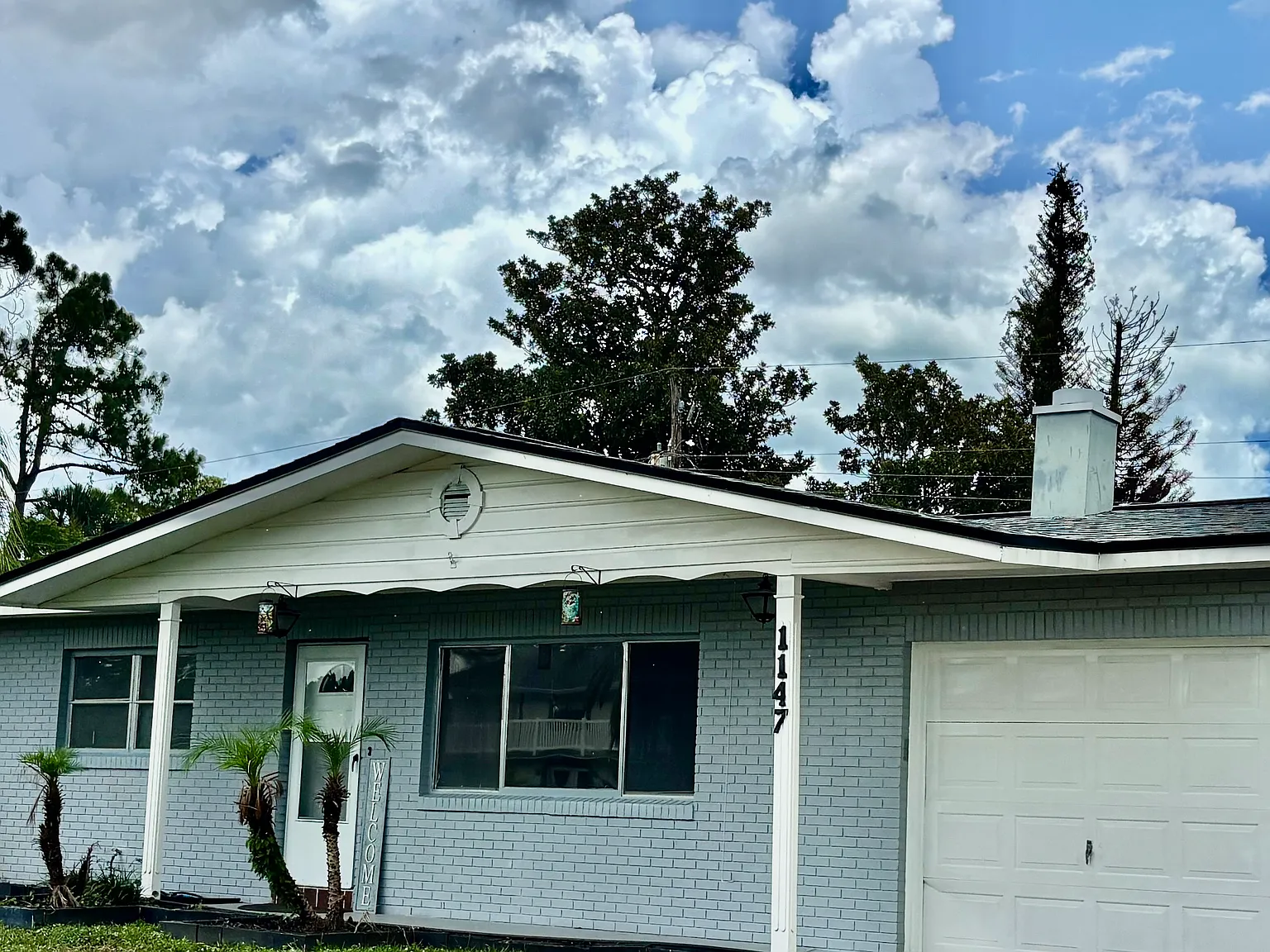 3 bed, 1704 sqft, $2,400 — Photo 2