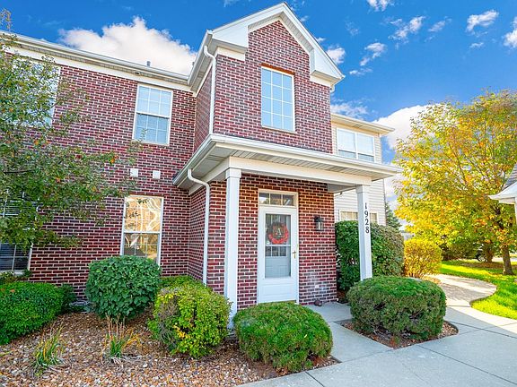 2nd image of 1928 Parkside Dr #15