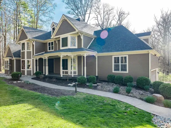 6110 Devils Hollow Rd, Fort Wayne, IN 46814