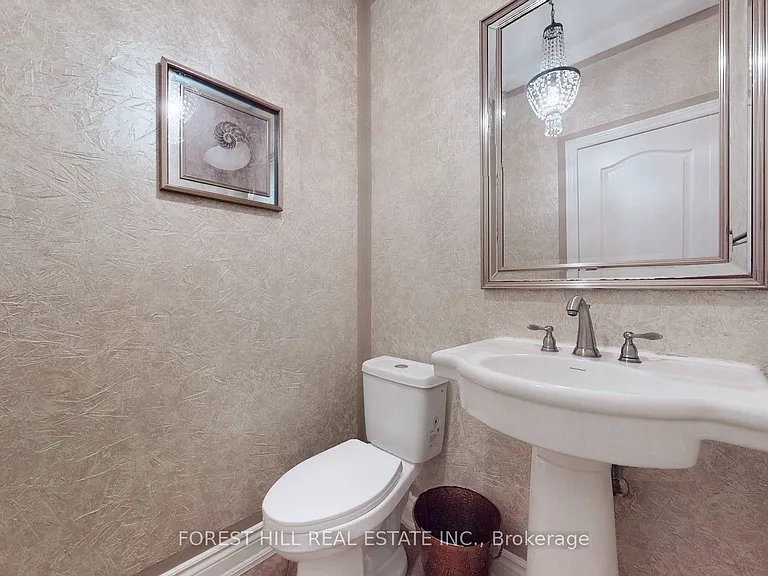 43 Oakhurst Dr — Photo 12