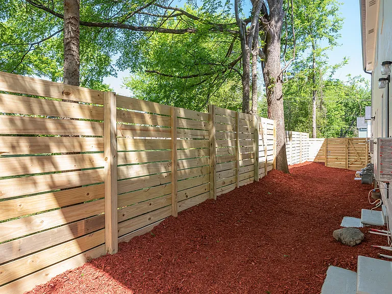 734 E Lenoir St #600 — Photo 10