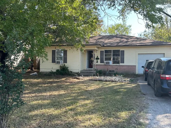 3005 Maple Ave, Greenville, TX 75402