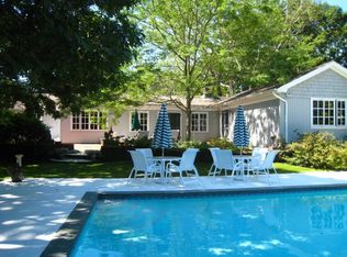 49 Highland Rd, Southampton, NY 11968