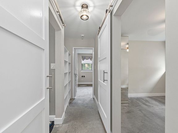 4th image of 530 E Highland Ave APT B11