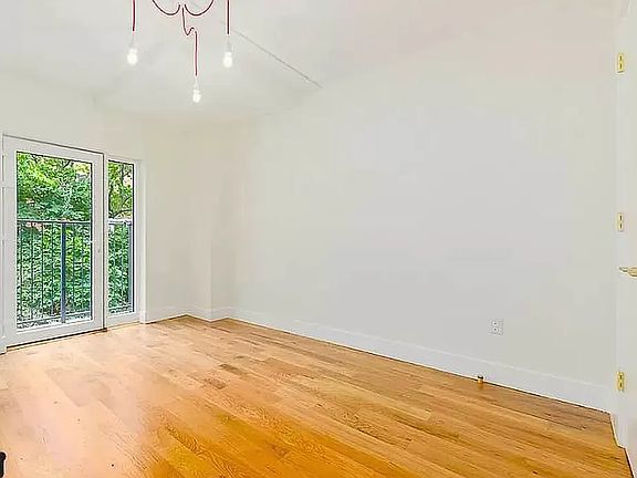 2nd image of 142 Lenox Rd APT 8B