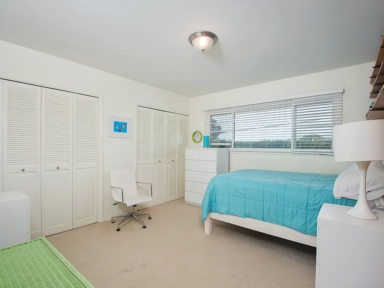 1375 Muirlands Vista Way — Photo 13
