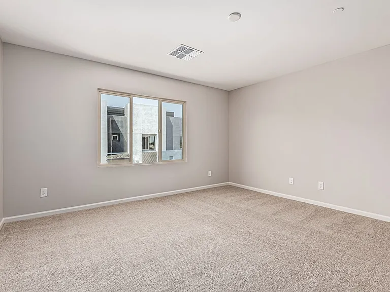 733 E Commonwealth Ave #15 — Photo 32
