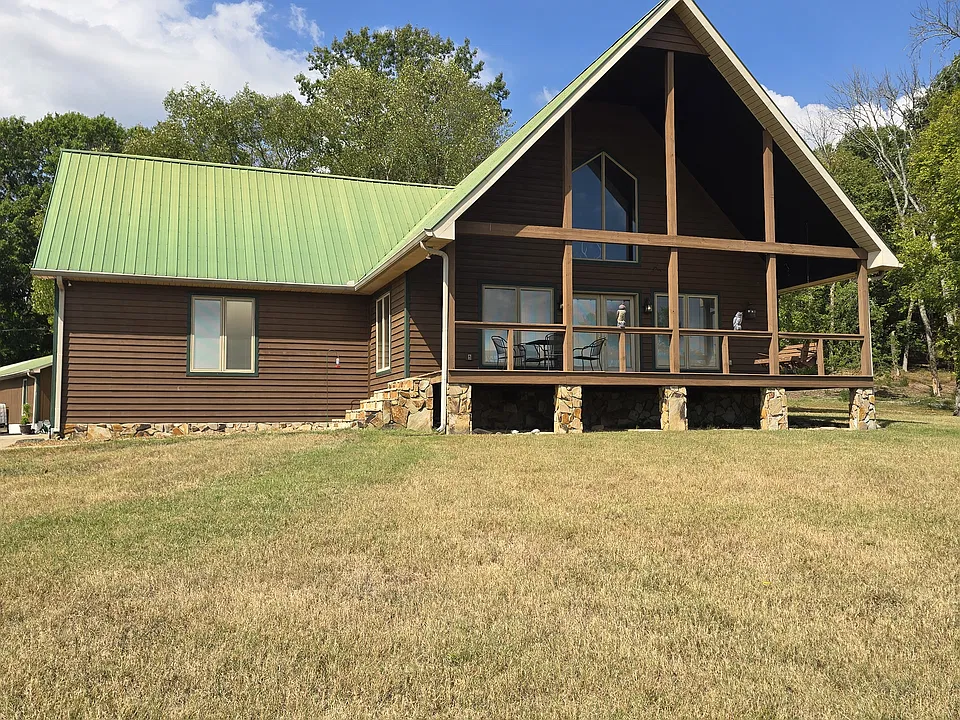 7011 Flat Creek Rd