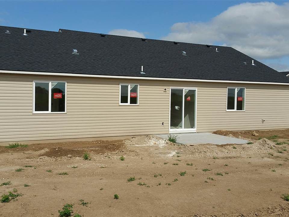 2nd image of 610 Orchard Way