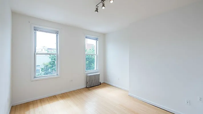 Rented by Nooklyn NYC LLC | media 57