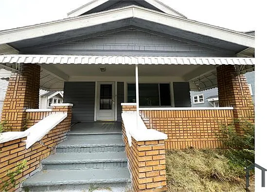 3 bed, 1310 sqft, $1,508 — Photo 3