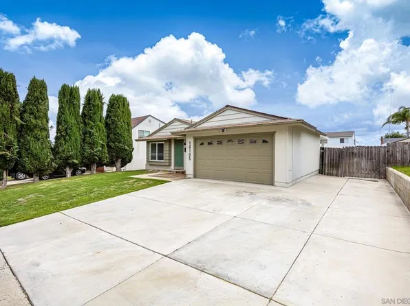 10105 Shaggybark Dr, Santee, CA 92071