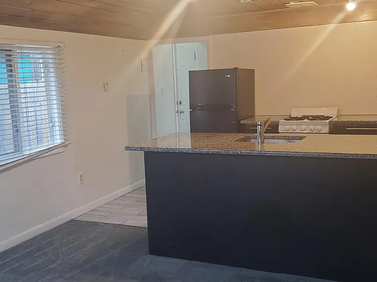 2822 N Nevada Ave — Photo 17