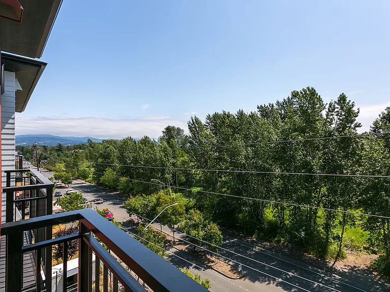 The Vantage - Bellingham's Premier Apartment Building — Photo 24