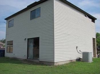 2nd image of 130 Drew Ave