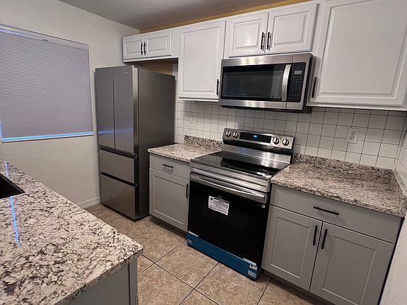 2nd image of 12640 Kenwood Ln APT C