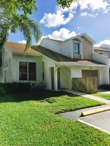 660 Woodgate Ln, Sunrise, FL, 33326