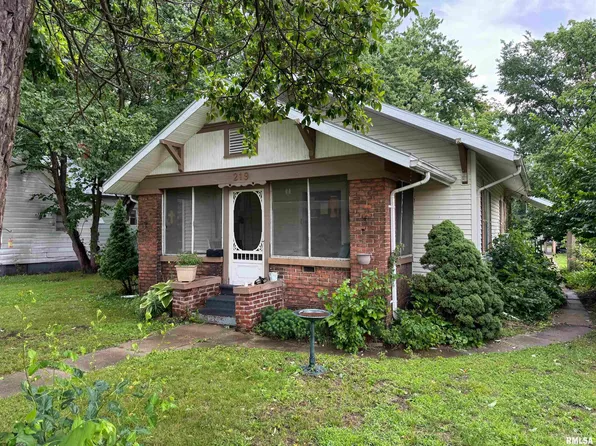 219 N Promenade St, Havana, IL 62644
